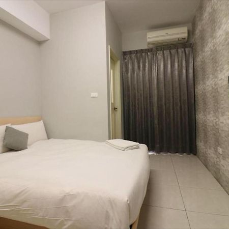 Story Of Lane Apartment Taichung Bagian luar foto