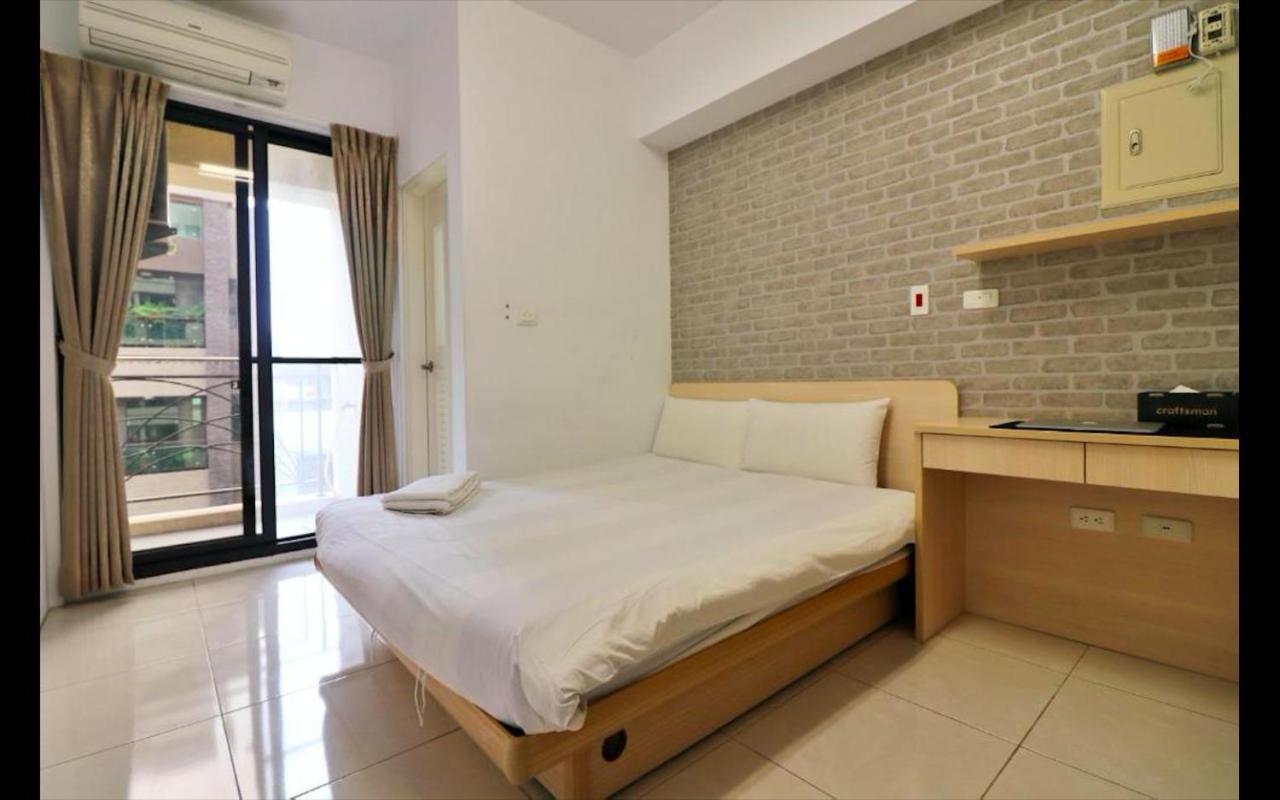 Story Of Lane Apartment Taichung Bagian luar foto