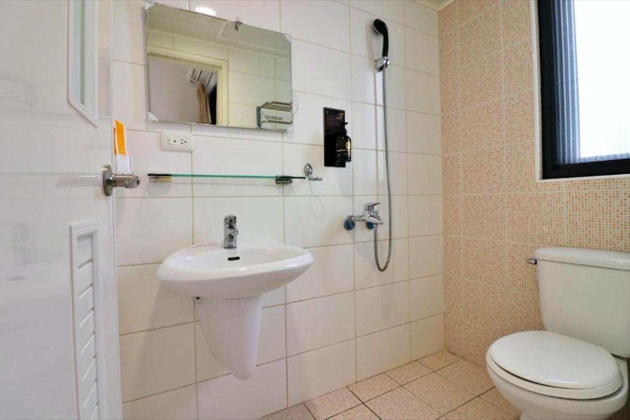 Story Of Lane Apartment Taichung Bagian luar foto